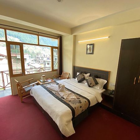 The Destination Manali Hotel Exterior photo